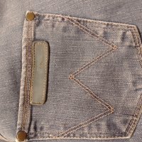 Дамски дънки  Wrangler, модел Tina, w-30,l- 32.Отлично състояние, снимка 3 - Дънки - 39872822