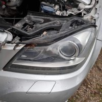 Xenon фарове за Mercedes W204 facelift Xenon , снимка 1 - Аксесоари и консумативи - 43919720