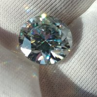 Уникален Огромен 5+ карата Брилянтин Фенси G-H Диамант Мойсанит Diamond Moissanite, снимка 4 - Други - 35414883