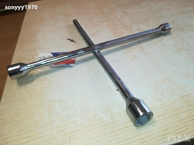 ХРОМ КЛЮЧ ЗА ГУМИ КРЪСТАЧКА 2712231042, снимка 1