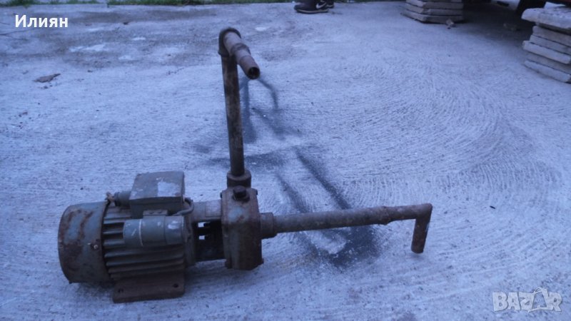 Продавам електрическа водна помпа, снимка 1