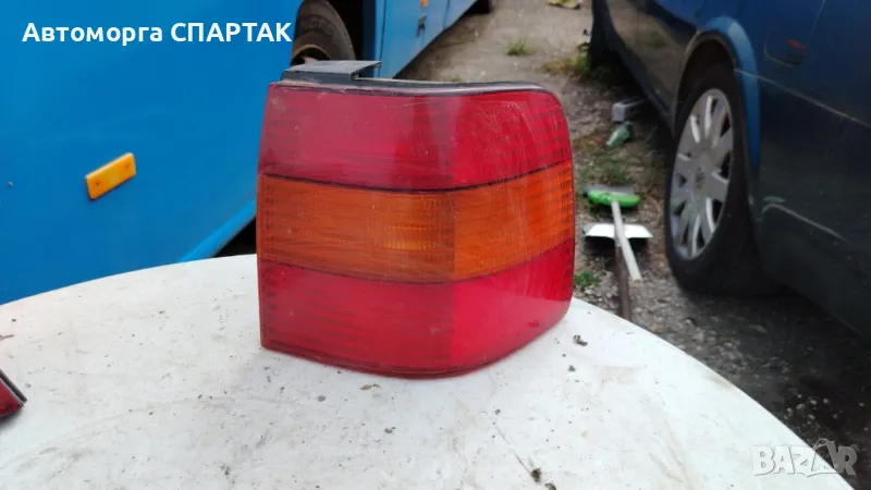 1995-1997 Volkswagen Passat 4 врати Седан Right Pass OEM задна светлина , снимка 1