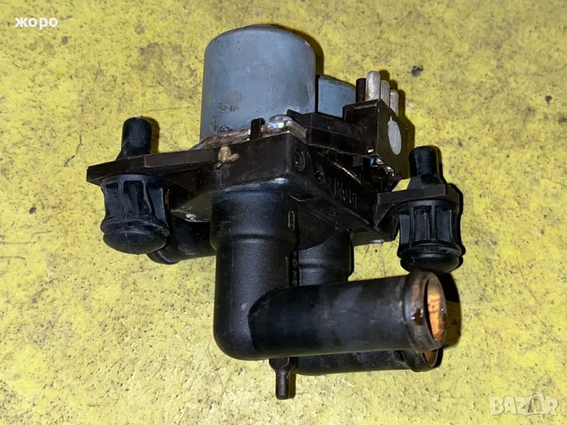 Клапан за Мерцедес , снимка 1