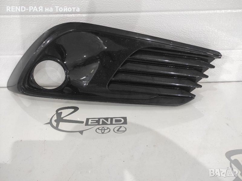 52030-02210 капак за халогени Toyota Auris e18 2016, снимка 1