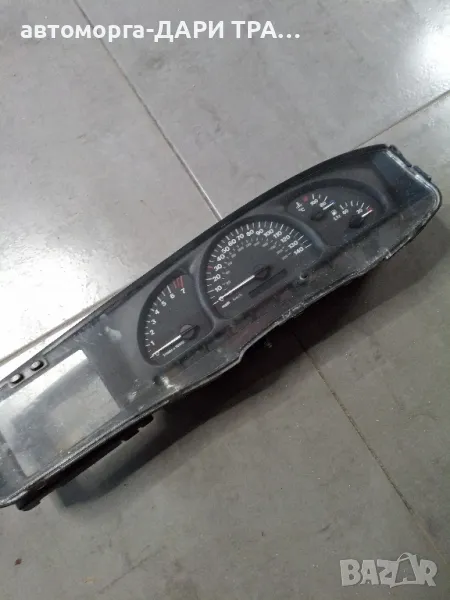 Уредно табло (Километраж) за Опел Вектра Б  Бензин , снимка 1