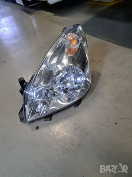 Фарове за тойота корола версо 2006г, снимка 1