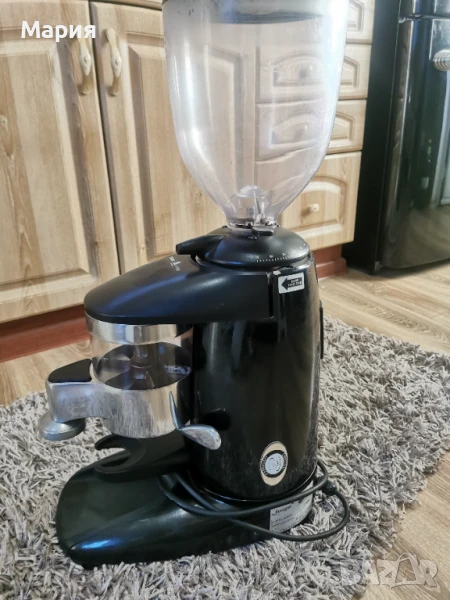 Продавам професионална кафемелачка , снимка 1