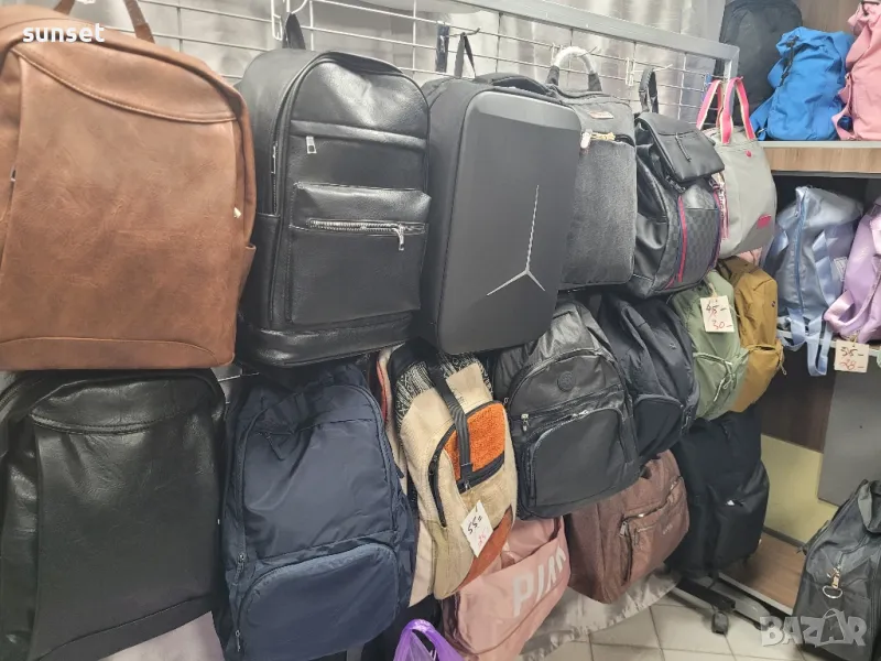 ЧИСТО НОВИ раници! РАЗПРОДАЖБА от магазин!, снимка 1