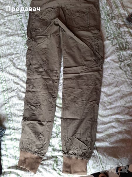 Зелен панталон с джобове Terranova , снимка 1