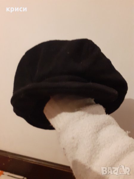 Дамска шапка, снимка 1