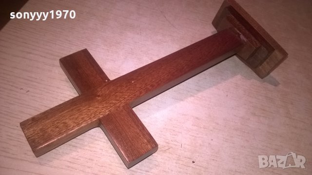 поръчан-Кръст С ХРИСТОС от дърво и метал на поставка-25Х11Х4СМ, снимка 11 - Колекции - 27388261