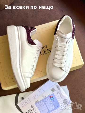 Alexander McQueen Дамски Бели Маратонки С Кристали👟Дамски Спортни Обувки Александър Макуин Код E583, снимка 2 - Маратонки - 50913115