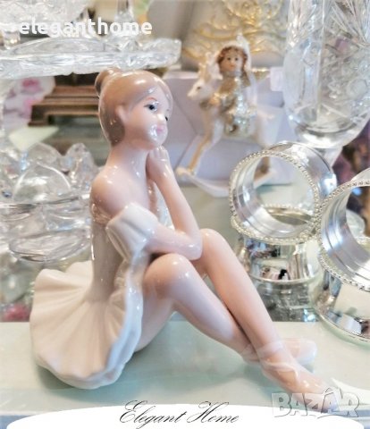 Порцеланова балерина  Размери - 12.2 см / 9 см / 10 см  