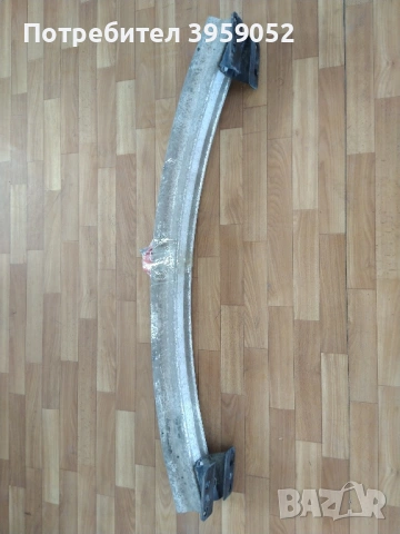 Задна греда основа за броня Audi Q7 4L 2006 -2014, снимка 2 - Резервни части за телефони - 53270847