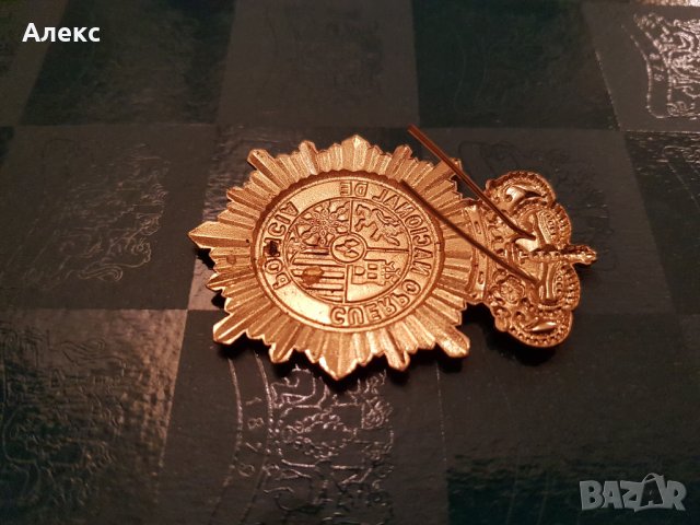 ОРИГИНАЛНИ МЕСИНГОВИ КОКАРДИ, ЗНАЧКИ НА ИСПАНСКАТА ПОЛИЦИЯ., снимка 5 - Антикварни и старинни предмети - 27666451