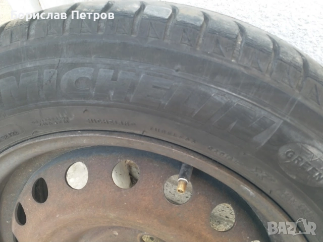 Продавам джанта с гума от Нисан Тида Ц11, снимка 3 - Гуми и джанти - 52527301