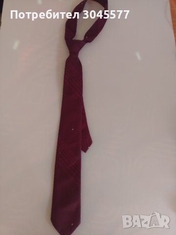 Вратовръзка, 1975 г., снимка 1 - Други ценни предмети - 36326566