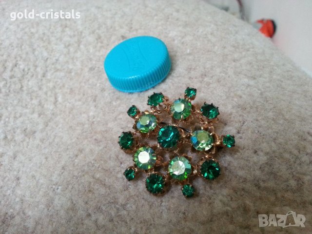 Стара брошка с зелени камъни, снимка 7 - Антикварни и старинни предмети - 35176436