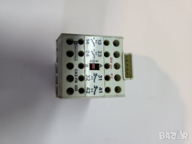 контактор  захранване 24 волта право два нормално отворени и два нормално затворени контакта , снимка 2 - Друга електроника - 28401692