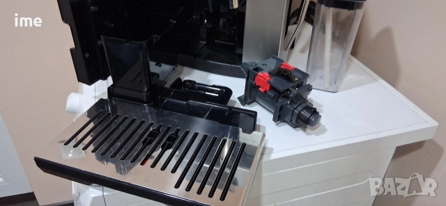 Кафеавтомат / кафемашина - робот. НОМЕР 15. Delonghi Perfecta Evo. Typ ESAM428.80.DB..., снимка 11 - Кафемашини - 53205311