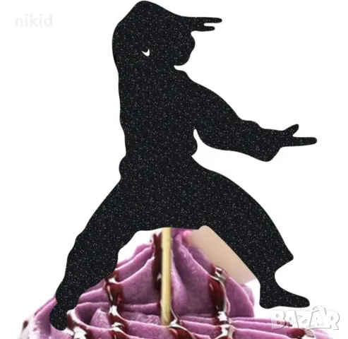 12 бр Карате Бойни изкуства  картонени топери топер украса мъфини кексчета торта декор, снимка 3 - Други - 49757368