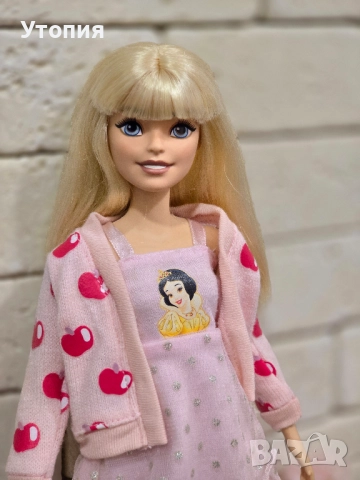 Голяма кукла Барби Малибу 34 см