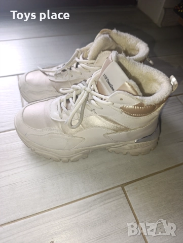 35н DeeZee Страхотни боти, сникърси, зимни кецове , снимка 7 - Детски боти и ботуши - 52349834