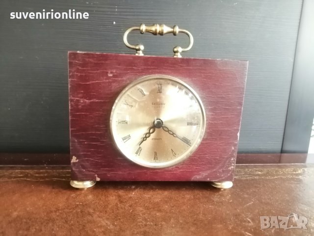 Настолен часовник 