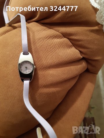 Рекламен момичешки часовник с дълга каишка, снимка 1 - Детски - 35213252
