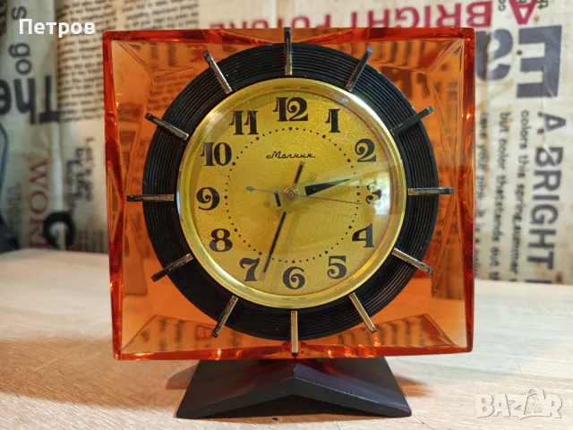 Стар Настолен Часовник"Молния"(Molnia), снимка 6 - Антикварни и старинни предмети - 50021334