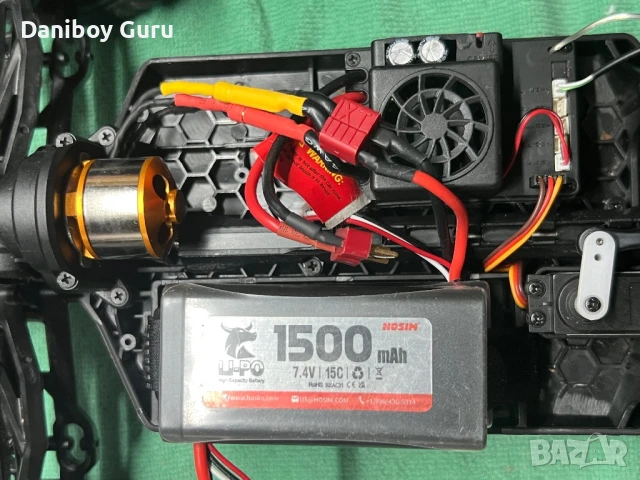 RC количка Hosim ZENO X15 1:10 безчеткова, 4x4, Off Road , снимка 9 - Коли, камиони, мотори, писти - 51249441