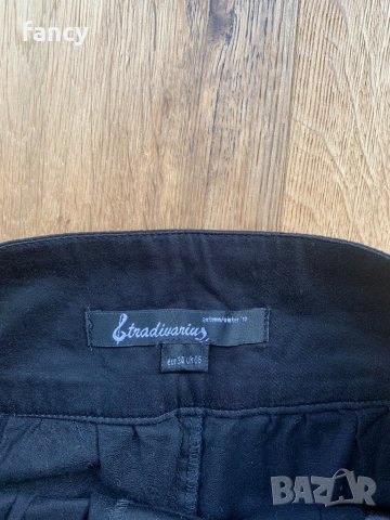 Къса пола Stradivarius, снимка 3 - Поли - 33212601