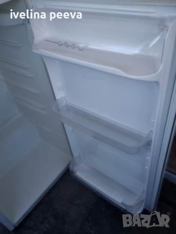 Хладилник , снимка 2 - Хладилници - 51642411