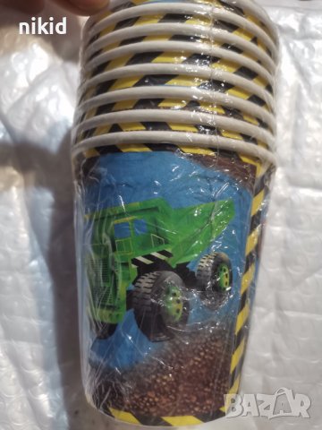 Строителни машини багер багери камион 8 бр картонени чаши парти рожден ден, снимка 2 - Чаши - 37299941