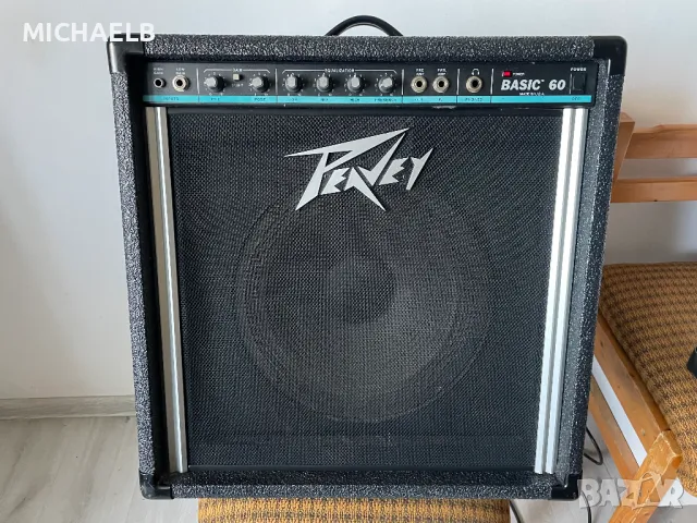 Продавам кубе за китара/бас PEAVEY-BASIC 60