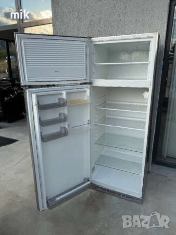 Хладилник SMEG с камера ИНОКС, снимка 3 - Хладилници - 51486931