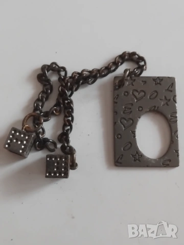 Аксесоар със зарчета за закачане към чанта, раница, дрехи или др., снимка 2 - Други - 53598745