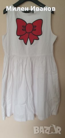 Оригинална рокля на Moschino 