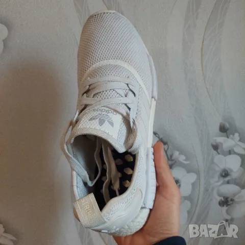 маратонки adidas NMD R1 “Triple White” номер 44 ,5-45 1/3, снимка 6 - Маратонки - 49763084