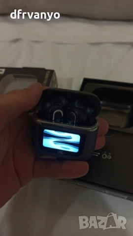 Слушалки JBL Tour Pro 2, снимка 3 - Слушалки и портативни колонки - 52663355