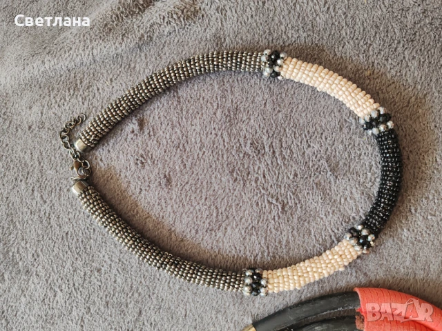 Масивни колиета , снимка 3 - Колиета, медальони, синджири - 50796348