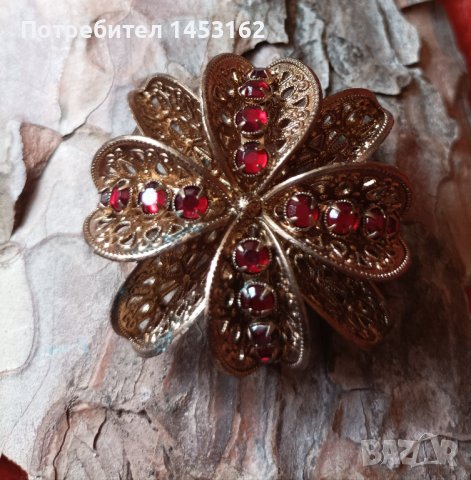 Стара чешка брошка 