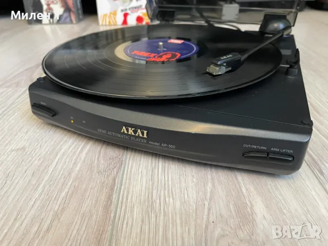 Akai-Ap500 Грамофон, снимка 1 - Грамофони - 49424146