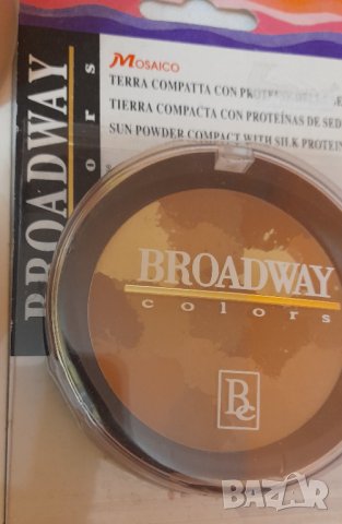 Broadway - 2 бр. lip gloss, + 1 бр. едноцветна пудра+1 бр. бронзираща пудра+ 1 бр. фон дьо тен, снимка 4 - Декоративна козметика - 40209152