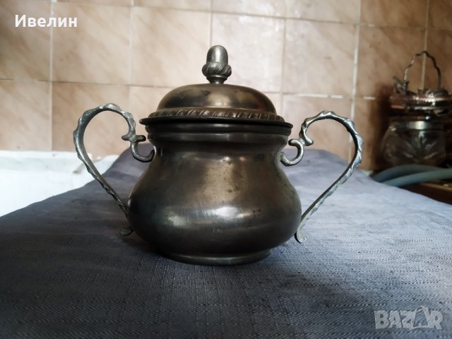 метална  захарница