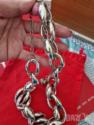 Ефектно колие, снимка 4 - Колиета, медальони, синджири - 37122647