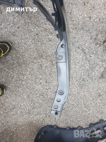 Предна броня за Mercedes GLC AMG X253 2015-2020г, снимка 6 - Аксесоари и консумативи - 33069257