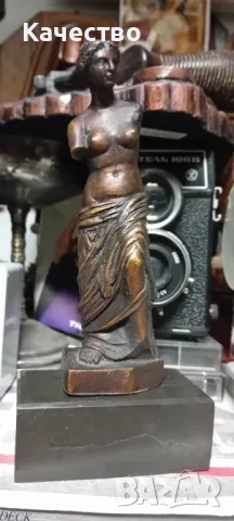 Бронзова пластика , снимка 2 - Антикварни и старинни предмети - 49012600
