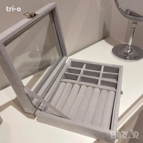 Сива кадифена кутия за съхранение на бижута със стъклен прозорец и органайзер, снимка 2 - Други - 43391847