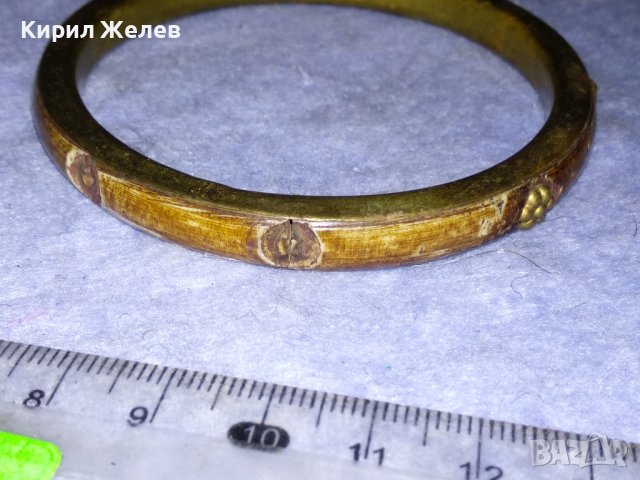 СТАРИННА ТИБЕТСКА ЕТНО ГРИВНА от БРОНЗ и РОГ с ФЛОРАЛНИ БРОНЗОВИ НАБИВКИ МАЙСТОРСКА ИЗРАБОТКА 26328, снимка 17 - Антикварни и старинни предмети - 40865717